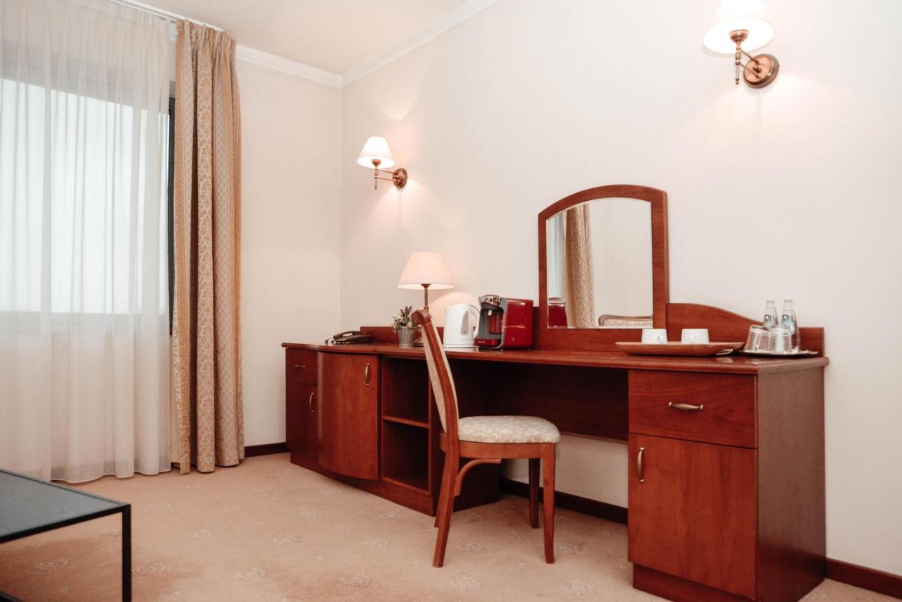 Hotel Sympozjum & Spa Krakow Ngoại thất bức ảnh